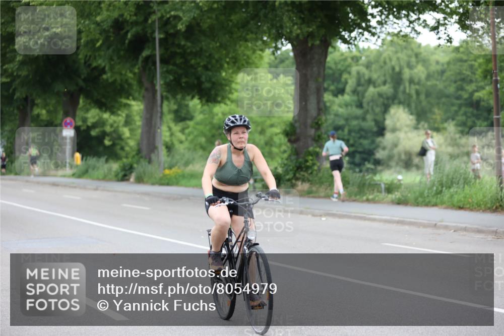 15.06.2025 - 7 Türme Triathlon Yannick Fuchs http://msf.ph/oto/8054979 15.06.2025 14:10:18 Radfahren  meine-sportfotos.de