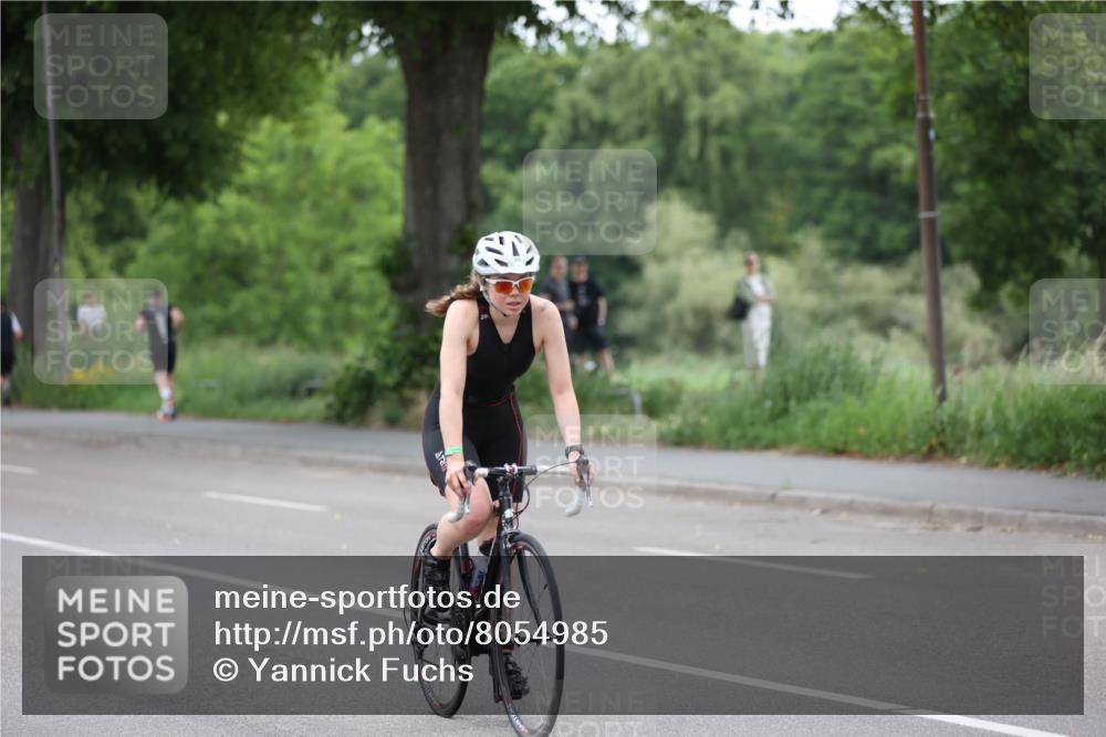 15.06.2025 - 7 Türme Triathlon Yannick Fuchs http://msf.ph/oto/8054985 15.06.2025 14:11:02 Radfahren  meine-sportfotos.de