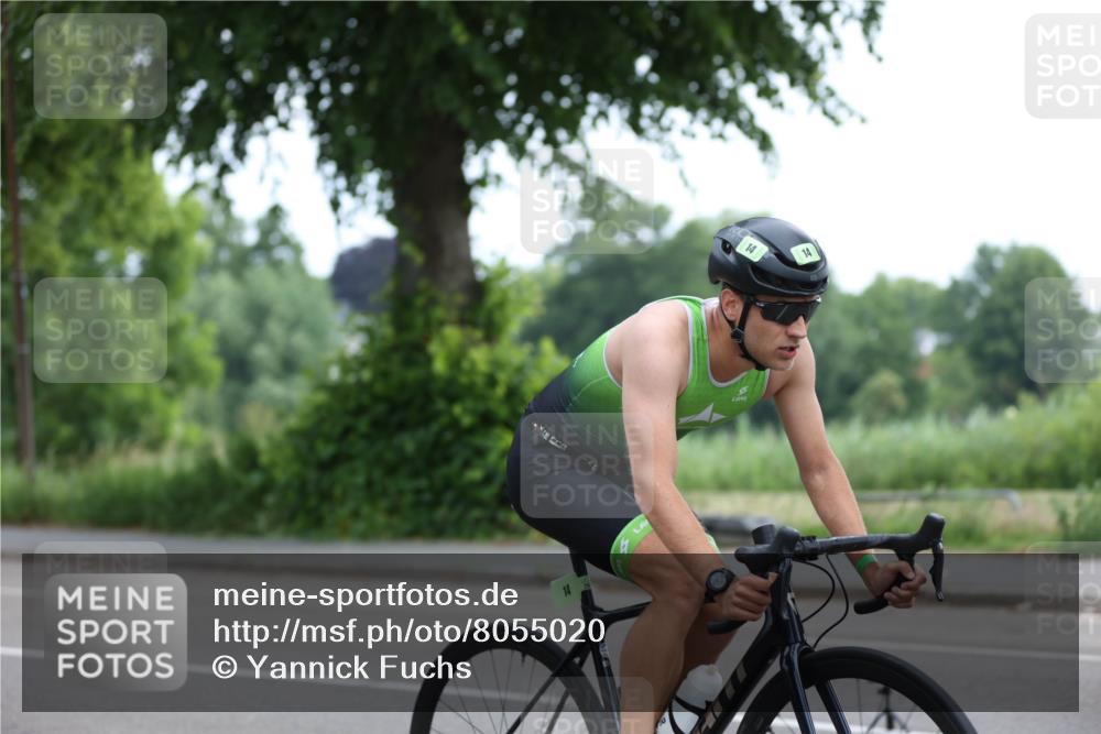 15.06.2025 - 7 Türme Triathlon Yannick Fuchs http://msf.ph/oto/8055020 15.06.2025 09:44:35 Radfahren 14, 14, 14 meine-sportfotos.de