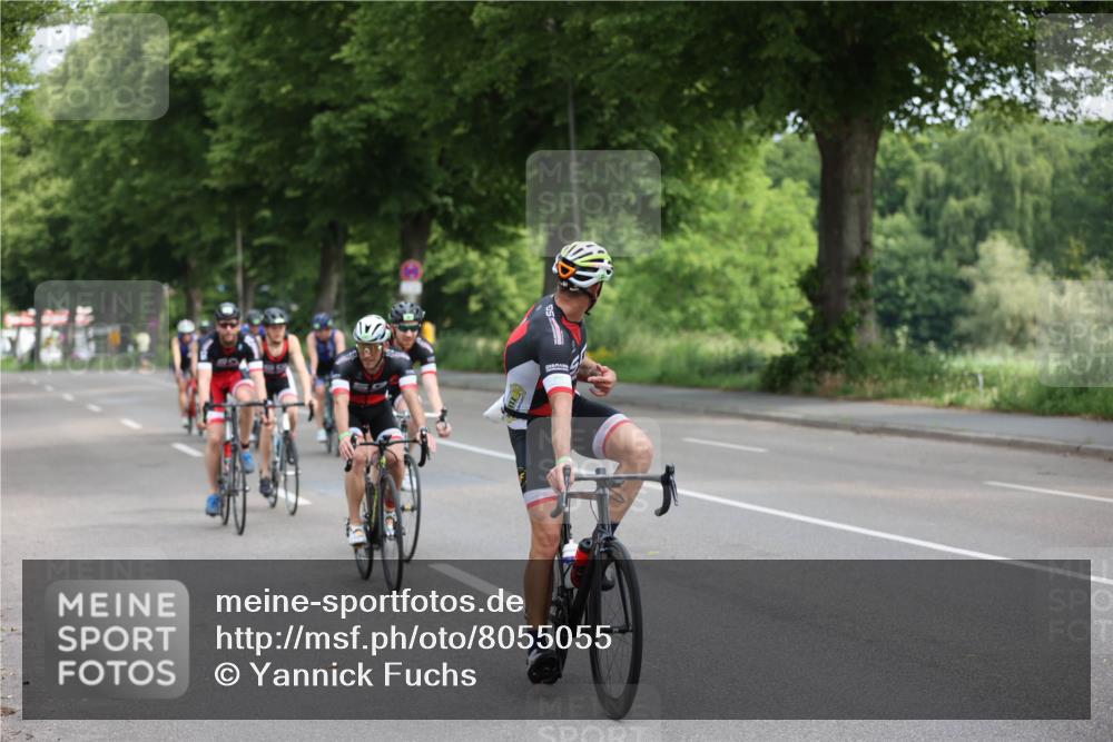 15.06.2025 - 7 Türme Triathlon Yannick Fuchs http://msf.ph/oto/8055055 15.06.2025 09:48:38 Radfahren  meine-sportfotos.de