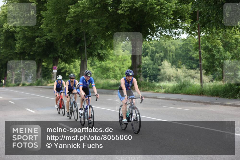 15.06.2025 - 7 Türme Triathlon Yannick Fuchs http://msf.ph/oto/8055060 15.06.2025 09:48:40 Radfahren  meine-sportfotos.de