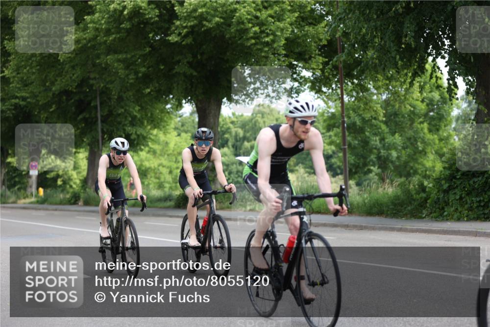15.06.2025 - 7 Türme Triathlon Yannick Fuchs http://msf.ph/oto/8055120 15.06.2025 09:51:26 Radfahren  meine-sportfotos.de