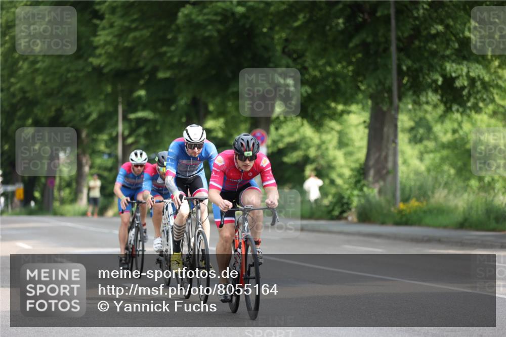 15.06.2025 - 7 Türme Triathlon Yannick Fuchs http://msf.ph/oto/8055164 15.06.2025 09:52:23 Radfahren  meine-sportfotos.de
