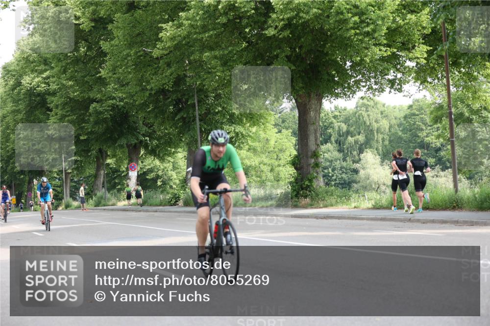 15.06.2025 - 7 Türme Triathlon Yannick Fuchs http://msf.ph/oto/8055269 15.06.2025 09:56:07 Radfahren  meine-sportfotos.de