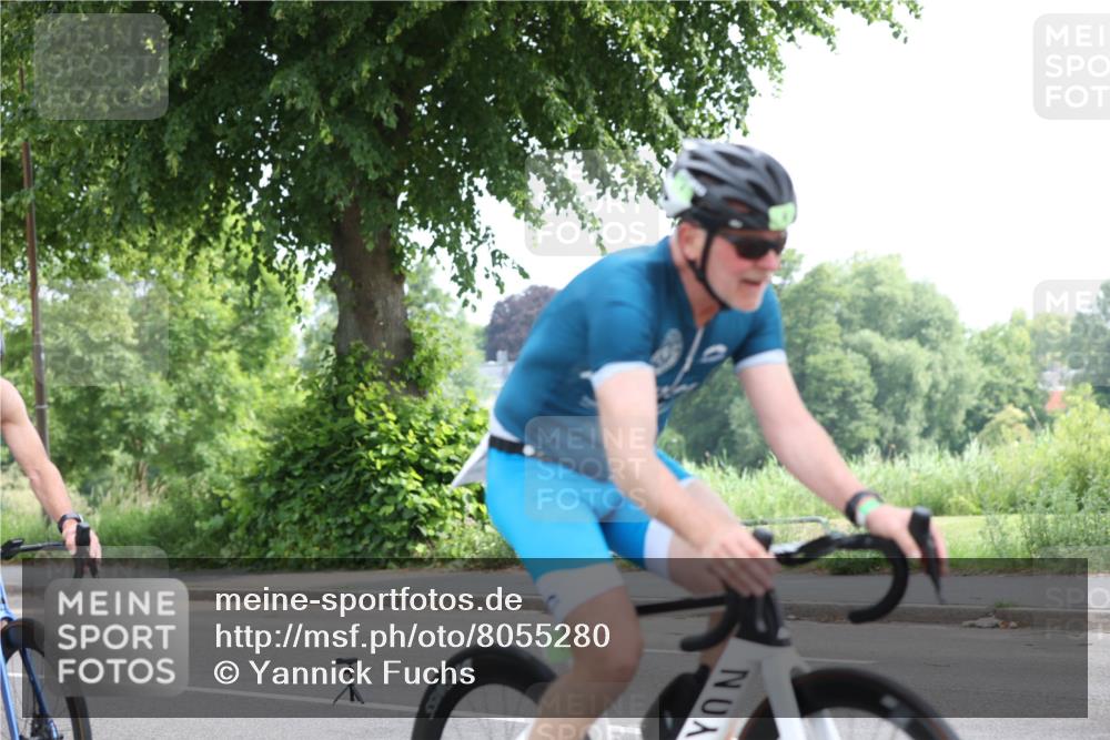 15.06.2025 - 7 Türme Triathlon Yannick Fuchs http://msf.ph/oto/8055280 15.06.2025 09:56:12 Radfahren  meine-sportfotos.de