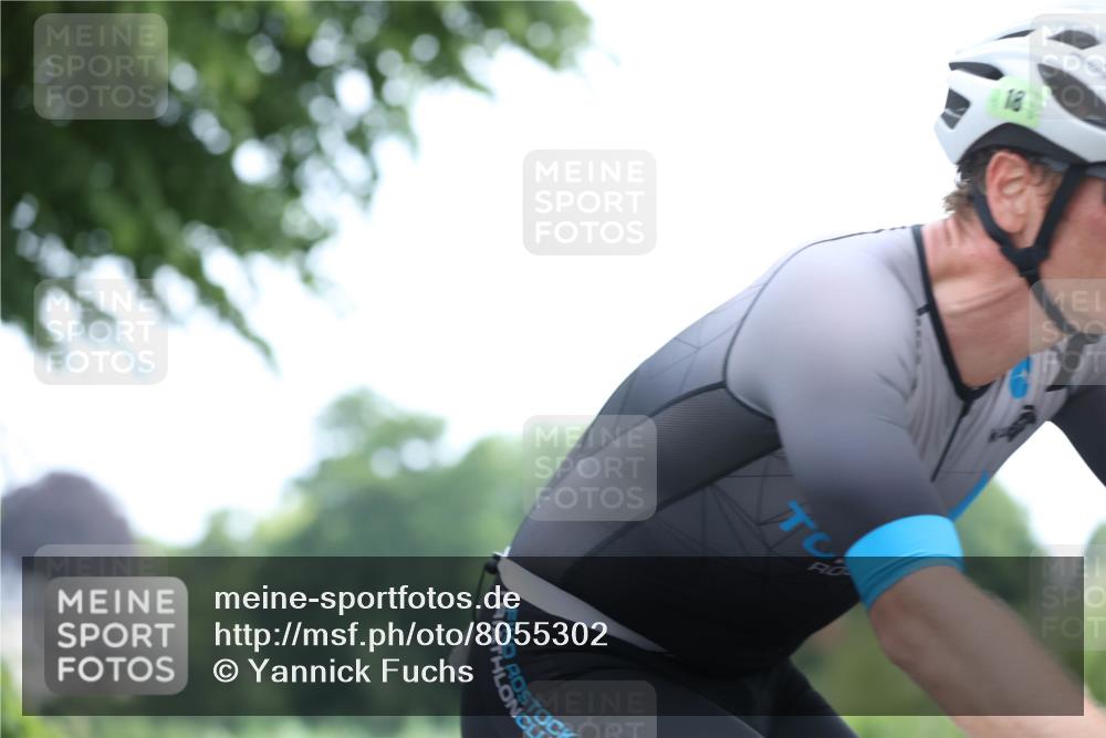 15.06.2025 - 7 Türme Triathlon Yannick Fuchs http://msf.ph/oto/8055302 15.06.2025 09:57:19 Radfahren  meine-sportfotos.de