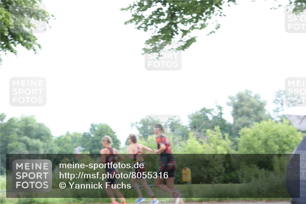 15.06.2025 - 7 Türme Triathlon Yannick Fuchs http://msf.ph/oto/8055316 15.06.2025 09:59:52 Radfahren  meine-sportfotos.de