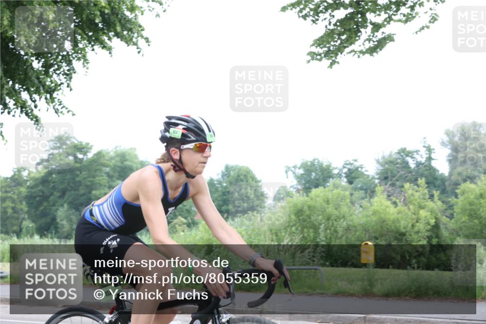 15.06.2025 - 7 Türme Triathlon Yannick Fuchs http://msf.ph/oto/8055359 15.06.2025 10:02:15 Radfahren 153, 153 meine-sportfotos.de