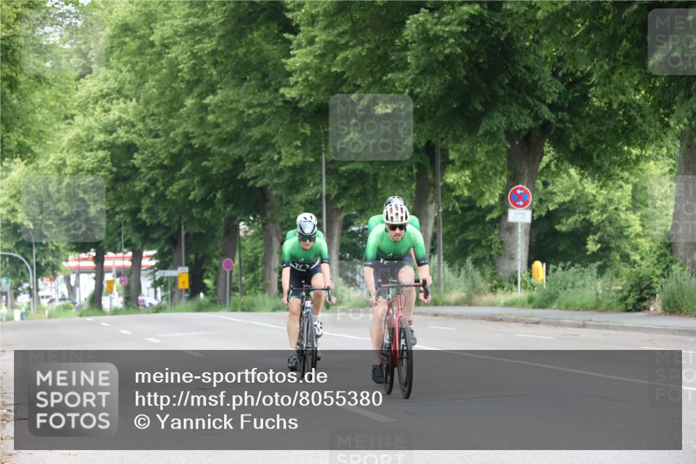 15.06.2025 - 7 Türme Triathlon Yannick Fuchs http://msf.ph/oto/8055380 15.06.2025 10:02:35 Radfahren  meine-sportfotos.de