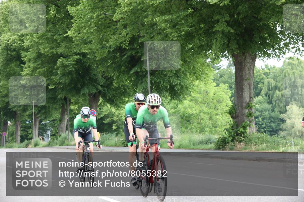 15.06.2025 - 7 Türme Triathlon Yannick Fuchs http://msf.ph/oto/8055382 15.06.2025 10:02:36 Radfahren  meine-sportfotos.de