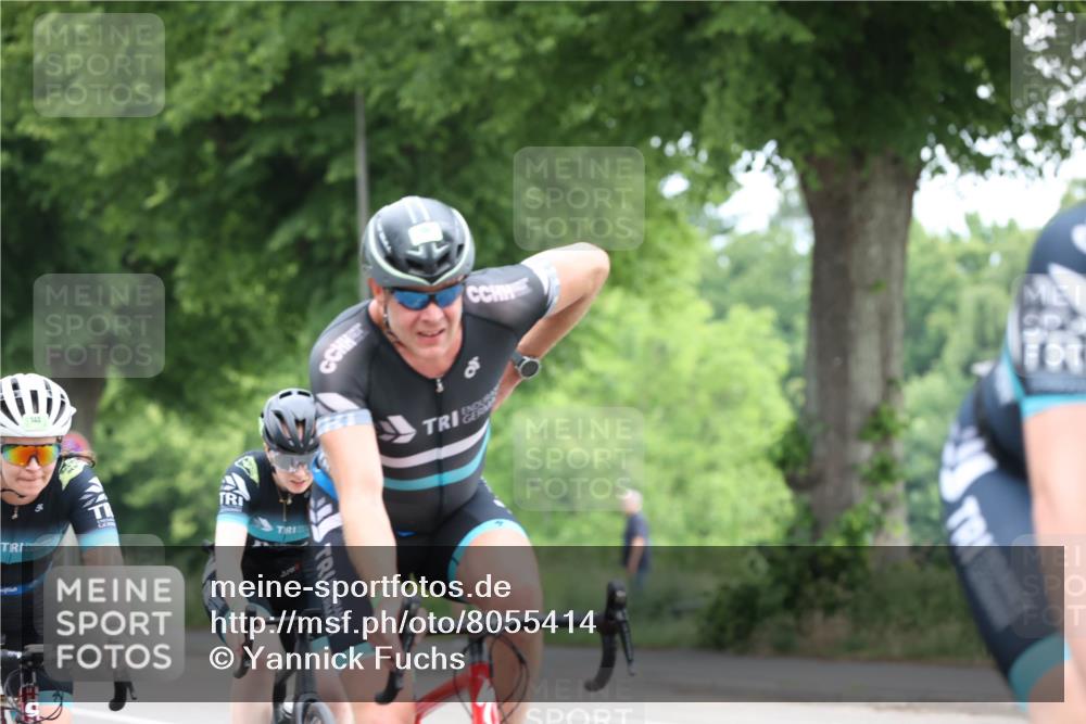 15.06.2025 - 7 Türme Triathlon Yannick Fuchs http://msf.ph/oto/8055414 15.06.2025 10:05:54 Radfahren 140 meine-sportfotos.de