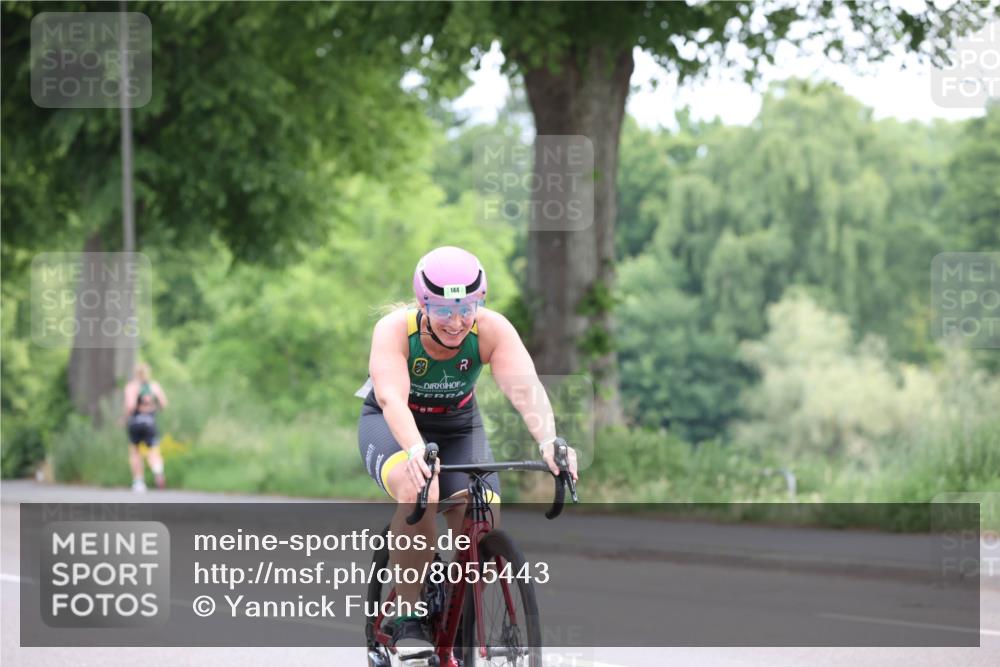 15.06.2025 - 7 Türme Triathlon Yannick Fuchs http://msf.ph/oto/8055443 15.06.2025 10:06:59 Radfahren 144 meine-sportfotos.de