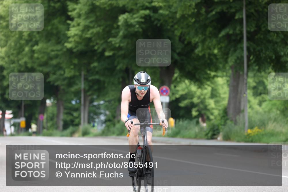 15.06.2025 - 7 Türme Triathlon Yannick Fuchs http://msf.ph/oto/8055491 15.06.2025 11:02:05 Radfahren  meine-sportfotos.de