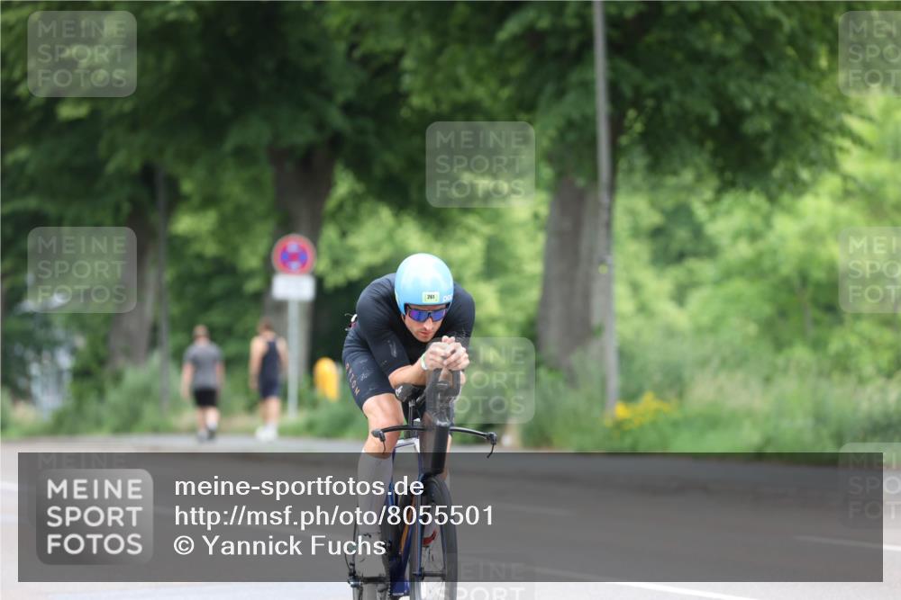 15.06.2025 - 7 Türme Triathlon Yannick Fuchs http://msf.ph/oto/8055501 15.06.2025 11:02:53 Radfahren 261 meine-sportfotos.de