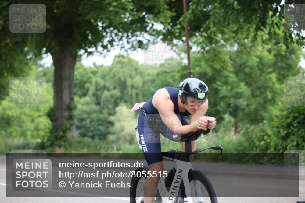 15.06.2025 - 7 Türme Triathlon Yannick Fuchs http://msf.ph/oto/8055515 15.06.2025 11:03:14 Radfahren  meine-sportfotos.de