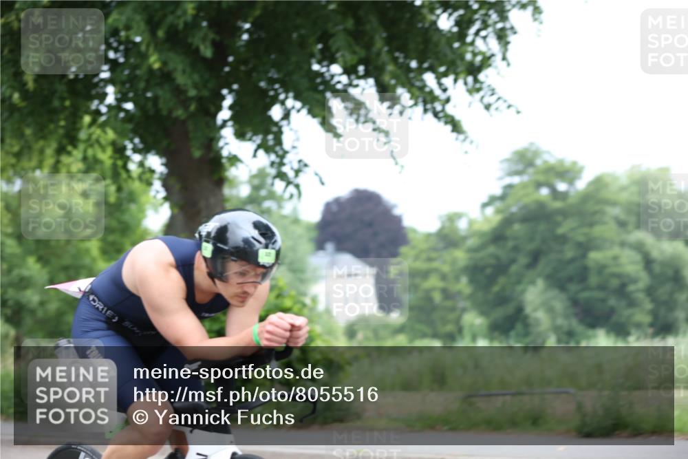 15.06.2025 - 7 Türme Triathlon Yannick Fuchs http://msf.ph/oto/8055516 15.06.2025 11:03:14 Radfahren  meine-sportfotos.de