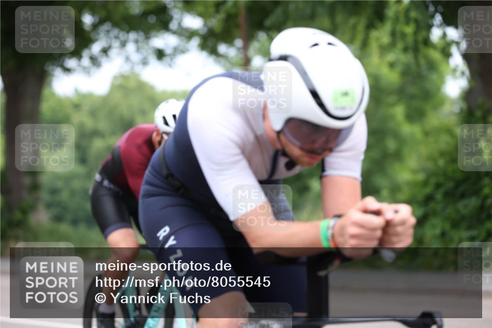 15.06.2025 - 7 Türme Triathlon Yannick Fuchs http://msf.ph/oto/8055545 15.06.2025 11:05:55 Radfahren  meine-sportfotos.de