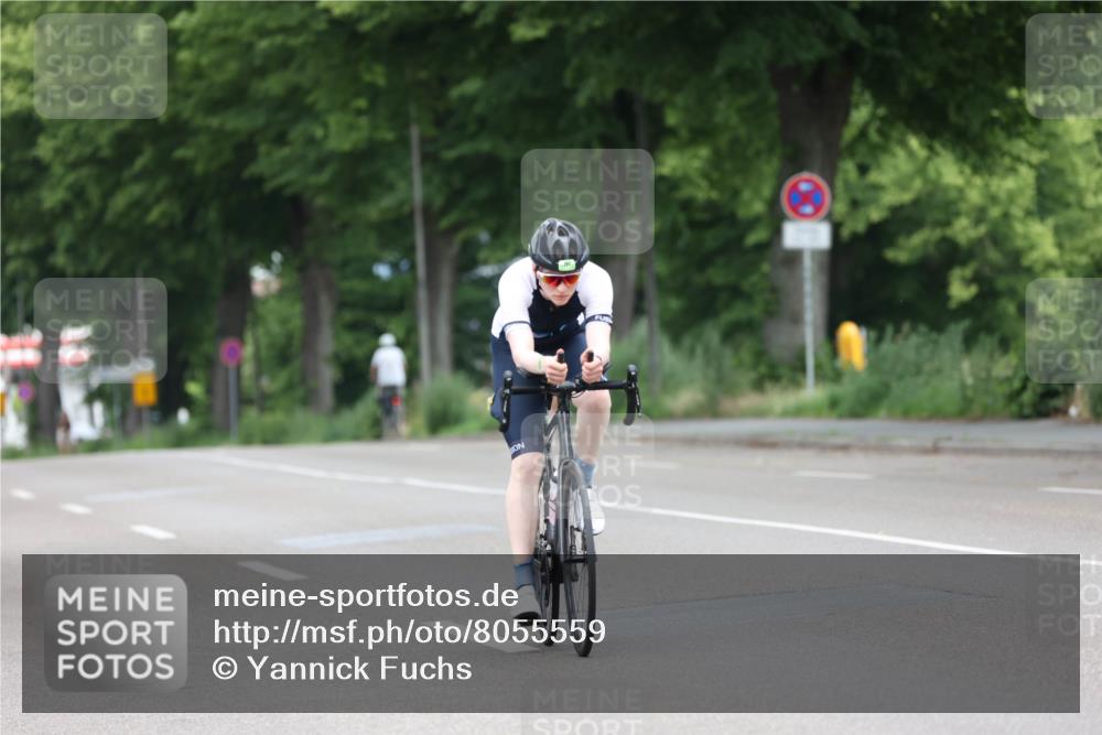 15.06.2025 - 7 Türme Triathlon Yannick Fuchs http://msf.ph/oto/8055559 15.06.2025 11:06:02 Radfahren  meine-sportfotos.de
