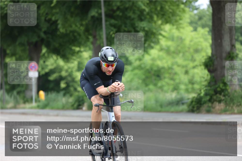 15.06.2025 - 7 Türme Triathlon Yannick Fuchs http://msf.ph/oto/8055573 15.06.2025 11:07:12 Radfahren  meine-sportfotos.de