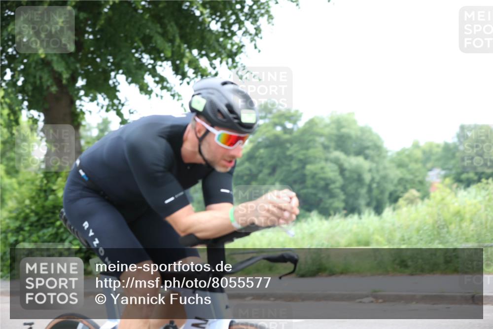 15.06.2025 - 7 Türme Triathlon Yannick Fuchs http://msf.ph/oto/8055577 15.06.2025 11:07:13 Radfahren  meine-sportfotos.de