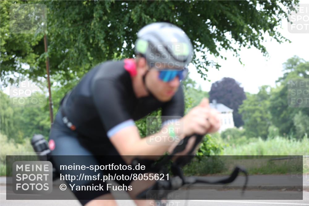 15.06.2025 - 7 Türme Triathlon Yannick Fuchs http://msf.ph/oto/8055621 15.06.2025 11:09:06 Radfahren  meine-sportfotos.de