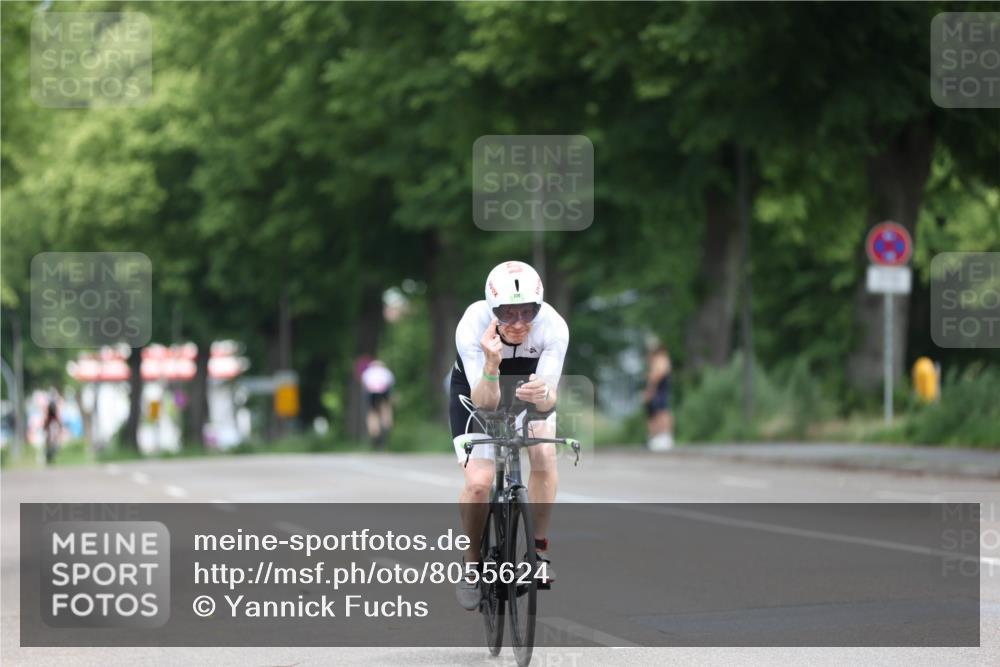 15.06.2025 - 7 Türme Triathlon Yannick Fuchs http://msf.ph/oto/8055624 15.06.2025 11:09:16 Radfahren  meine-sportfotos.de