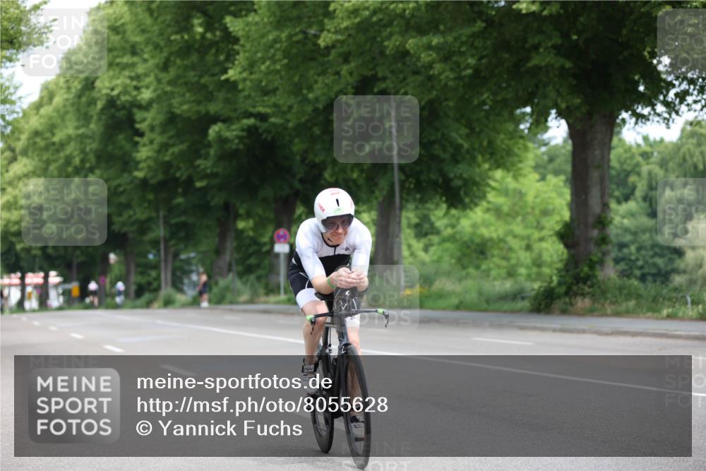 15.06.2025 - 7 Türme Triathlon Yannick Fuchs http://msf.ph/oto/8055628 15.06.2025 11:09:17 Radfahren  meine-sportfotos.de