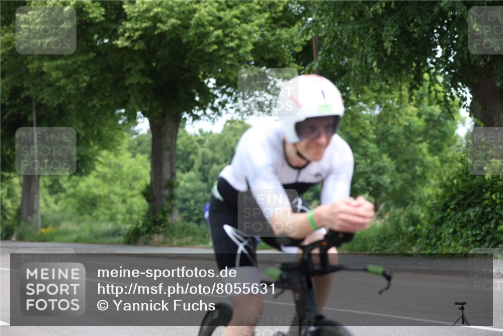 15.06.2025 - 7 Türme Triathlon Yannick Fuchs http://msf.ph/oto/8055631 15.06.2025 11:09:18 Radfahren  meine-sportfotos.de