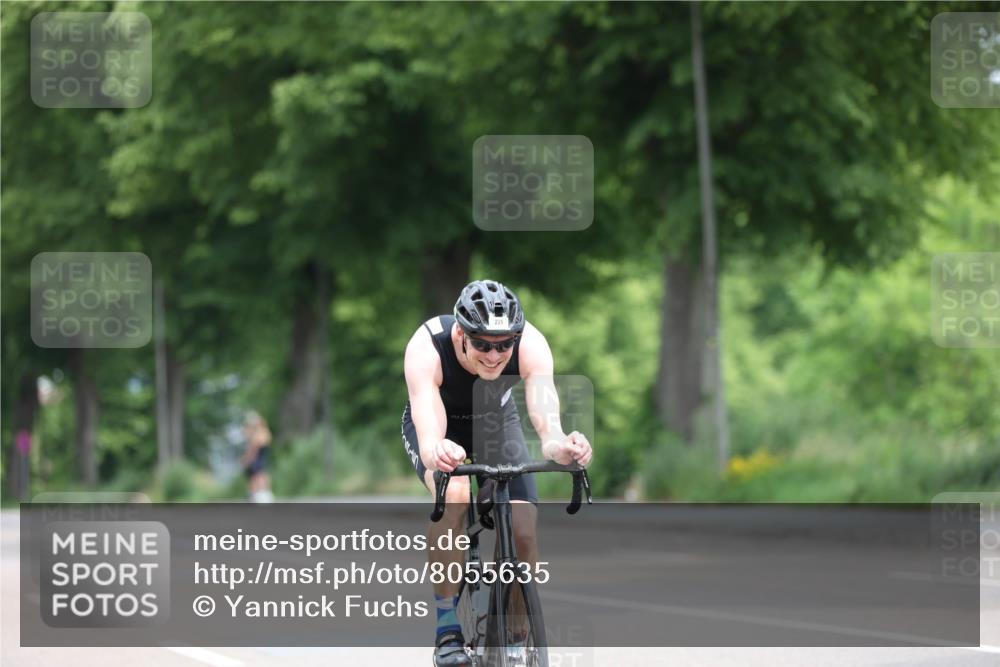 15.06.2025 - 7 Türme Triathlon Yannick Fuchs http://msf.ph/oto/8055635 15.06.2025 11:09:25 Radfahren  meine-sportfotos.de