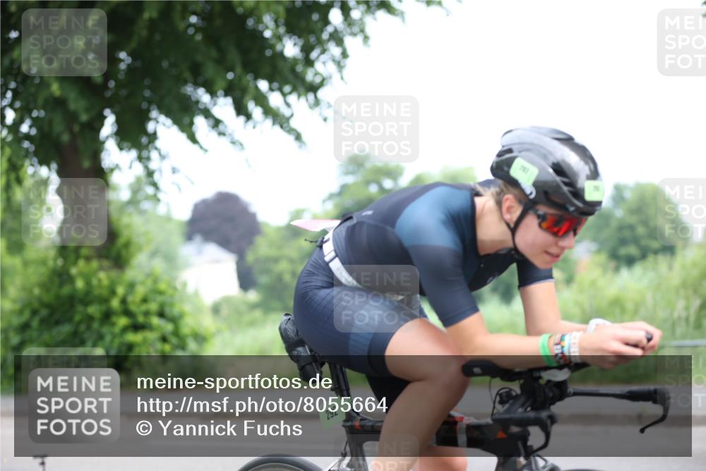 15.06.2025 - 7 Türme Triathlon Yannick Fuchs http://msf.ph/oto/8055664 15.06.2025 11:10:21 Radfahren 292 meine-sportfotos.de