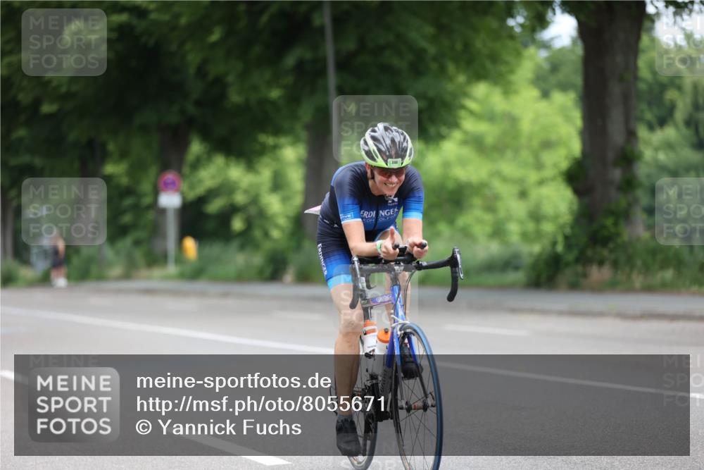 15.06.2025 - 7 Türme Triathlon Yannick Fuchs http://msf.ph/oto/8055671 15.06.2025 11:10:31 Radfahren 248 meine-sportfotos.de