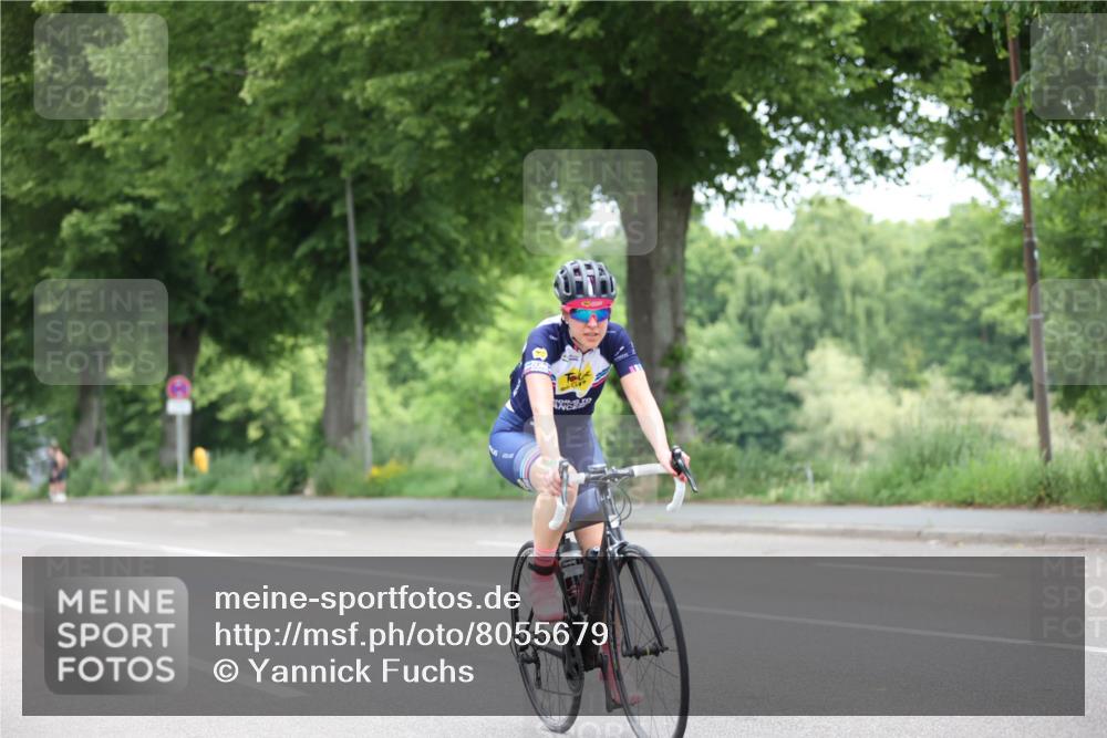 15.06.2025 - 7 Türme Triathlon Yannick Fuchs http://msf.ph/oto/8055679 15.06.2025 11:10:33 Radfahren  meine-sportfotos.de