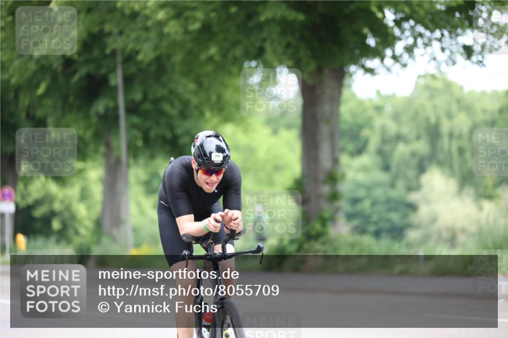 15.06.2025 - 7 Türme Triathlon Yannick Fuchs http://msf.ph/oto/8055709 15.06.2025 11:11:14 Radfahren 200 meine-sportfotos.de