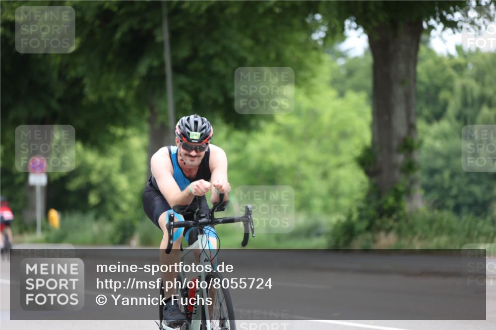 15.06.2025 - 7 Türme Triathlon Yannick Fuchs http://msf.ph/oto/8055724 15.06.2025 11:11:20 Radfahren 278 meine-sportfotos.de