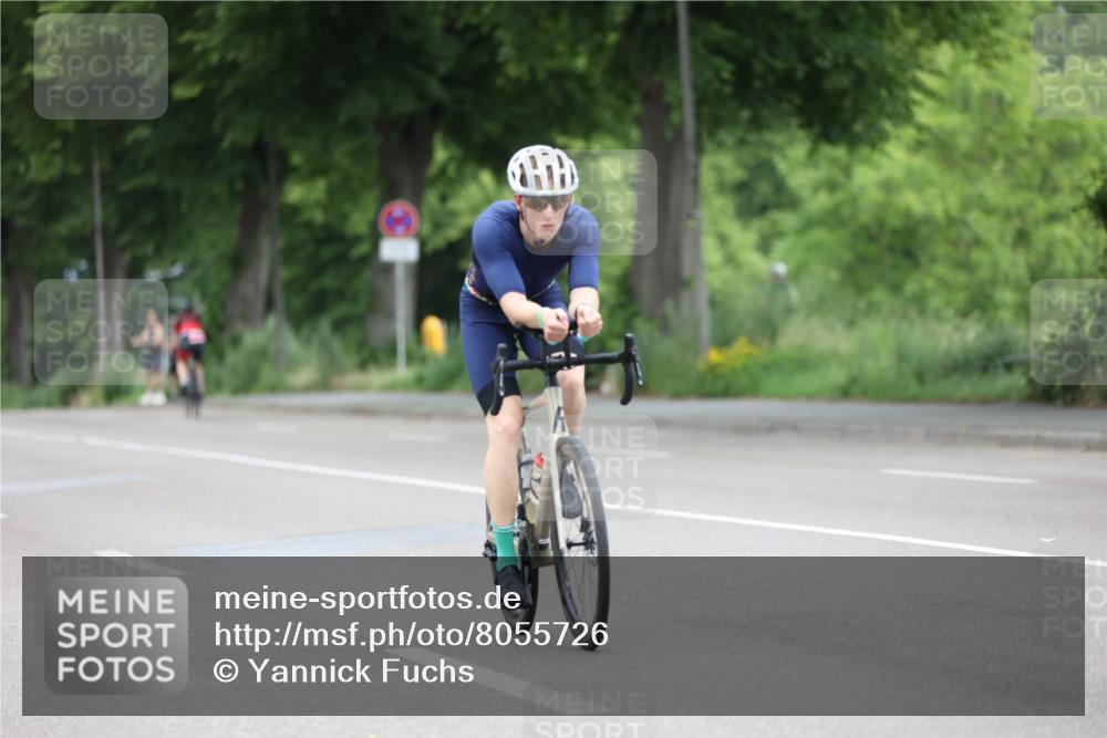 15.06.2025 - 7 Türme Triathlon Yannick Fuchs http://msf.ph/oto/8055726 15.06.2025 11:11:22 Radfahren  meine-sportfotos.de