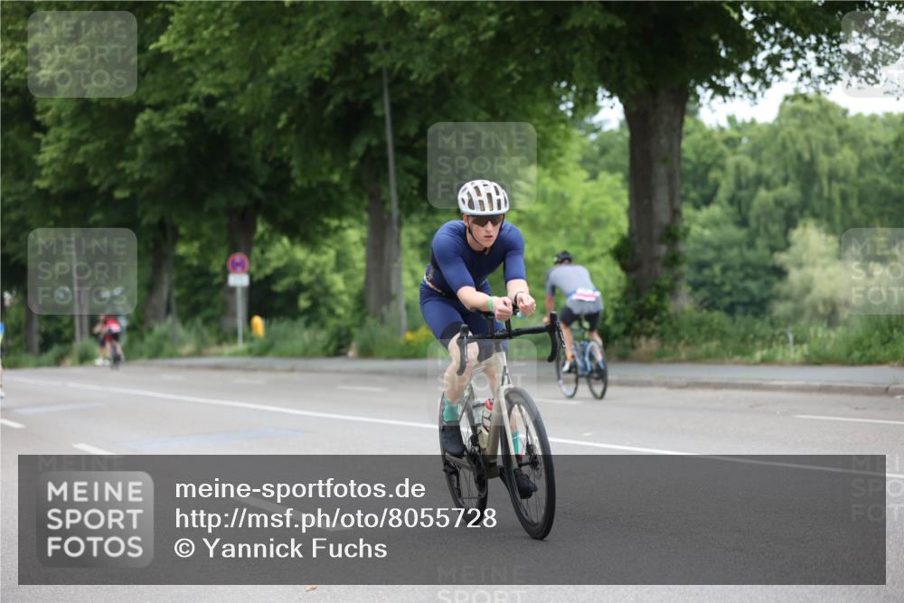 15.06.2025 - 7 Türme Triathlon Yannick Fuchs http://msf.ph/oto/8055728 15.06.2025 11:11:22 Radfahren 49 meine-sportfotos.de