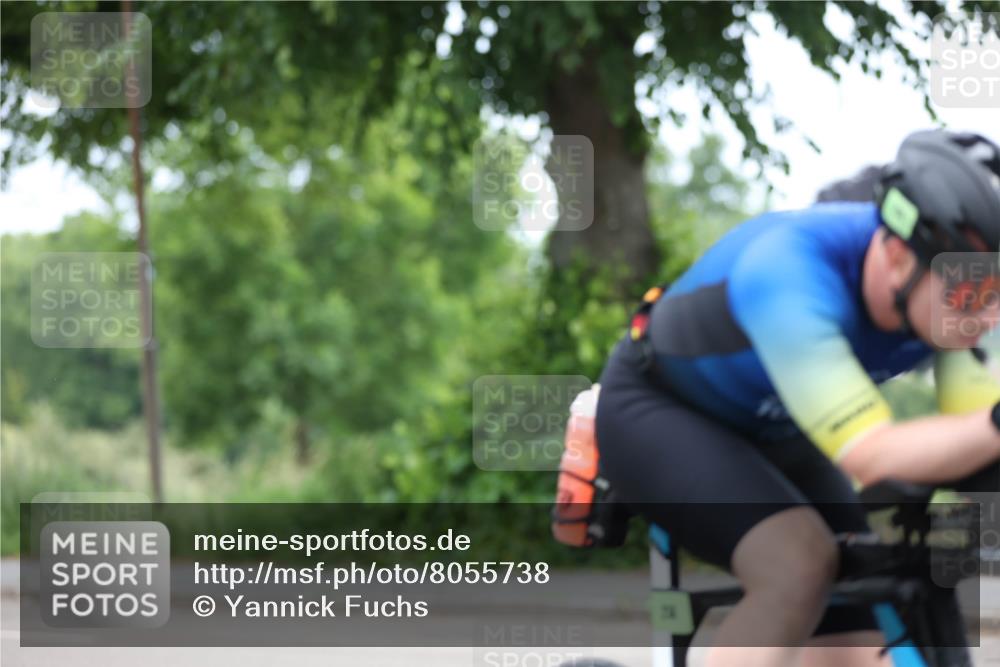 15.06.2025 - 7 Türme Triathlon Yannick Fuchs http://msf.ph/oto/8055738 15.06.2025 11:11:25 Radfahren  meine-sportfotos.de