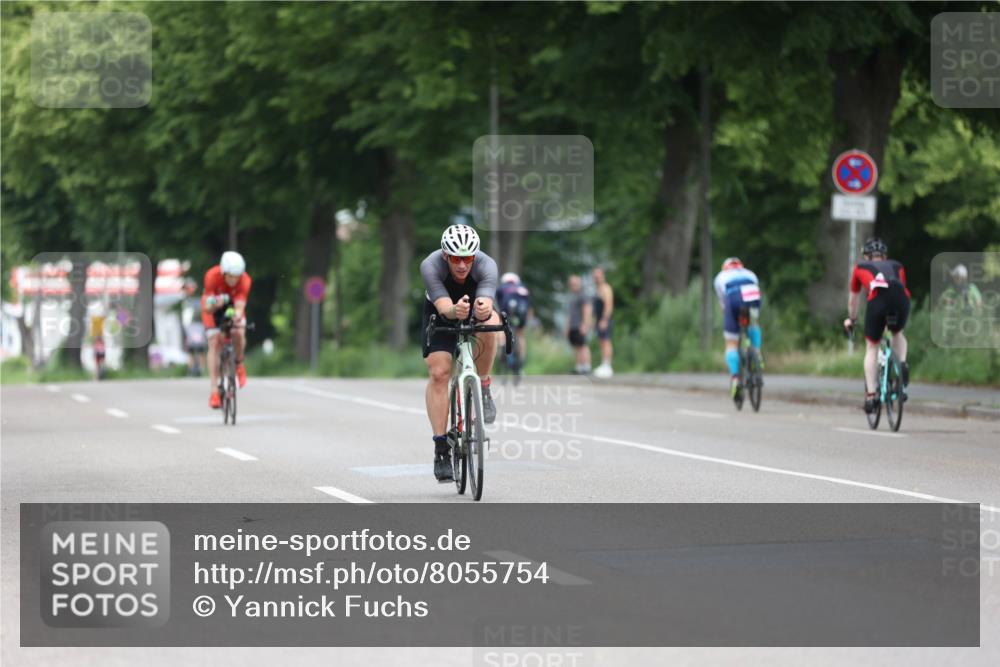 15.06.2025 - 7 Türme Triathlon Yannick Fuchs http://msf.ph/oto/8055754 15.06.2025 11:11:34 Radfahren  meine-sportfotos.de