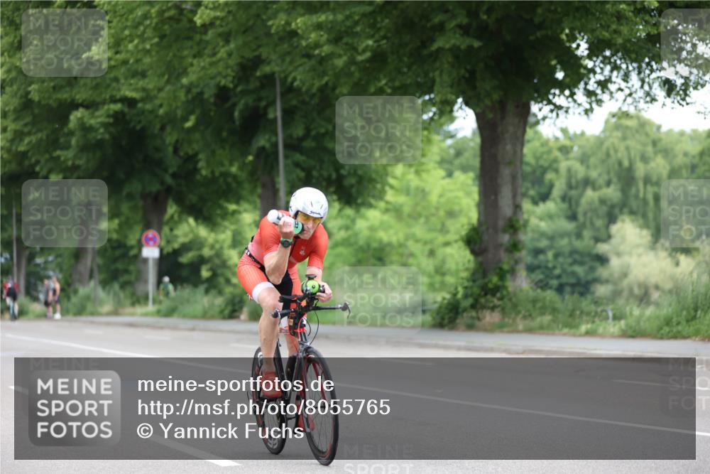 15.06.2025 - 7 Türme Triathlon Yannick Fuchs http://msf.ph/oto/8055765 15.06.2025 11:11:37 Radfahren  meine-sportfotos.de