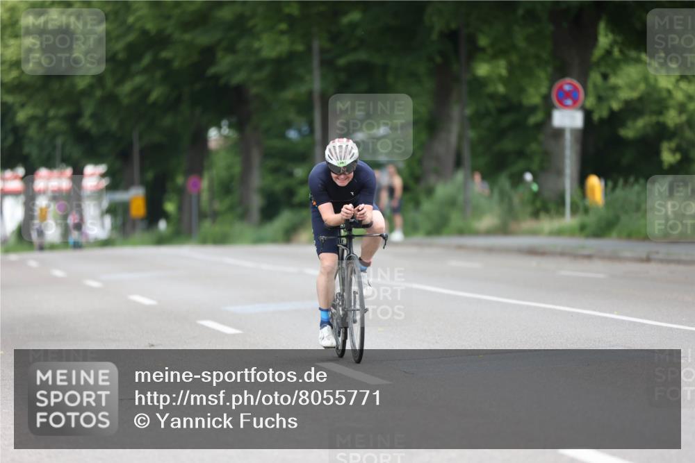15.06.2025 - 7 Türme Triathlon Yannick Fuchs http://msf.ph/oto/8055771 15.06.2025 11:11:45 Radfahren  meine-sportfotos.de