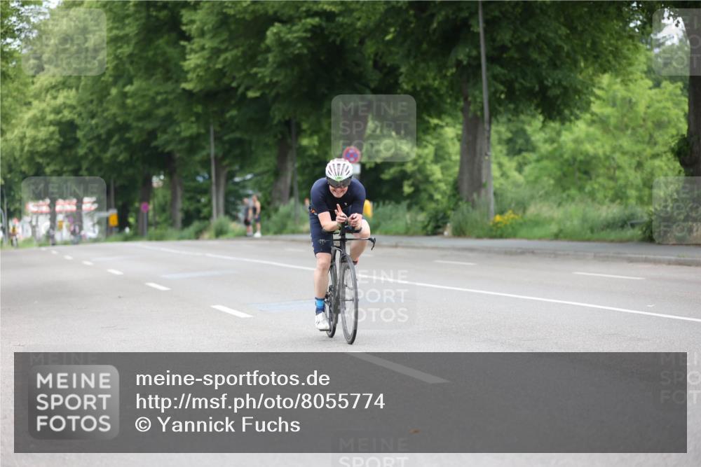 15.06.2025 - 7 Türme Triathlon Yannick Fuchs http://msf.ph/oto/8055774 15.06.2025 11:11:46 Radfahren  meine-sportfotos.de