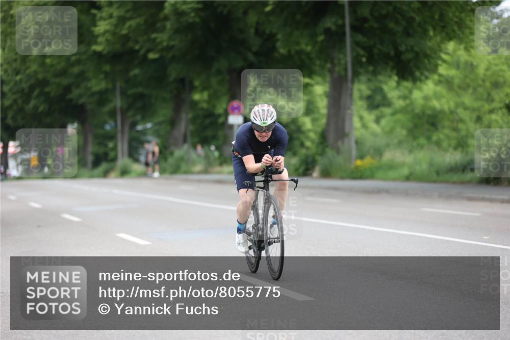 15.06.2025 - 7 Türme Triathlon Yannick Fuchs http://msf.ph/oto/8055775 15.06.2025 11:11:46 Radfahren  meine-sportfotos.de