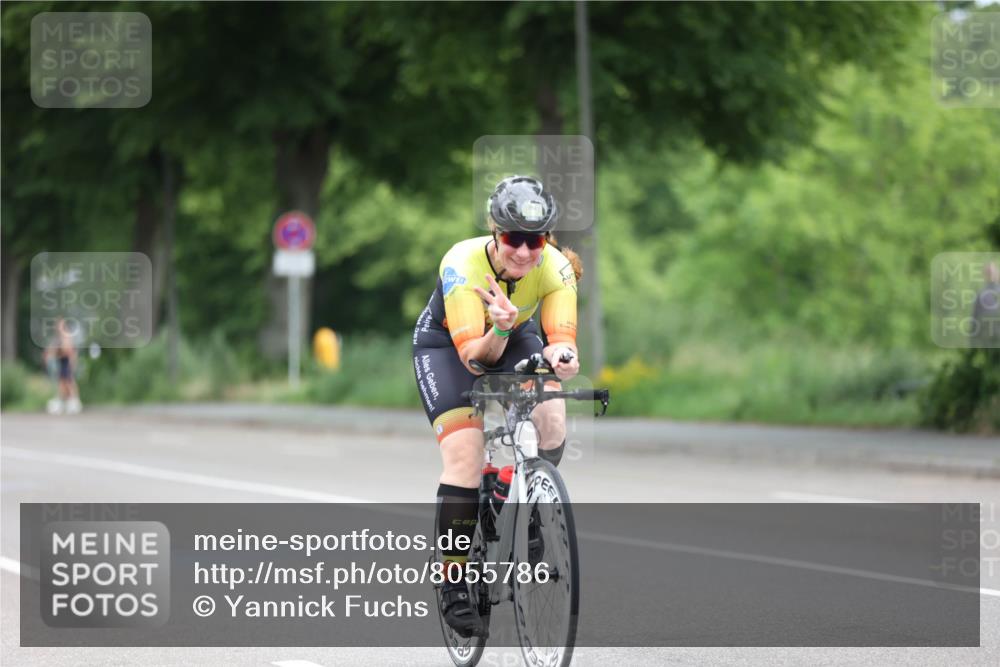 15.06.2025 - 7 Türme Triathlon Yannick Fuchs http://msf.ph/oto/8055786 15.06.2025 11:11:57 Radfahren  meine-sportfotos.de
