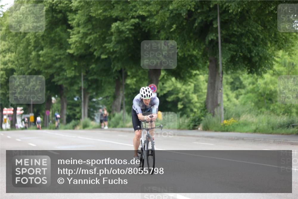 15.06.2025 - 7 Türme Triathlon Yannick Fuchs http://msf.ph/oto/8055798 15.06.2025 11:12:29 Radfahren  meine-sportfotos.de