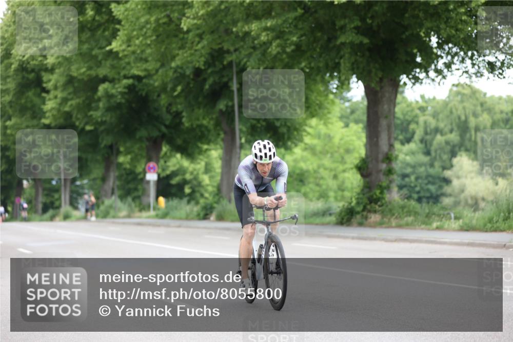 15.06.2025 - 7 Türme Triathlon Yannick Fuchs http://msf.ph/oto/8055800 15.06.2025 11:12:30 Radfahren  meine-sportfotos.de