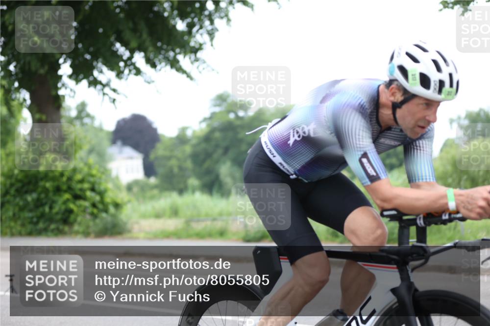 15.06.2025 - 7 Türme Triathlon Yannick Fuchs http://msf.ph/oto/8055805 15.06.2025 11:12:31 Radfahren  meine-sportfotos.de