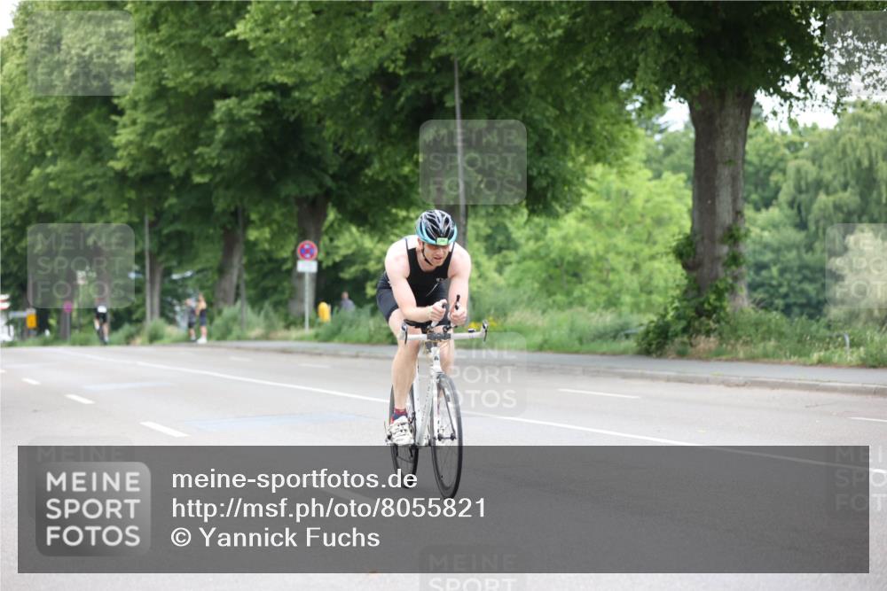 15.06.2025 - 7 Türme Triathlon Yannick Fuchs http://msf.ph/oto/8055821 15.06.2025 11:12:46 Radfahren  meine-sportfotos.de