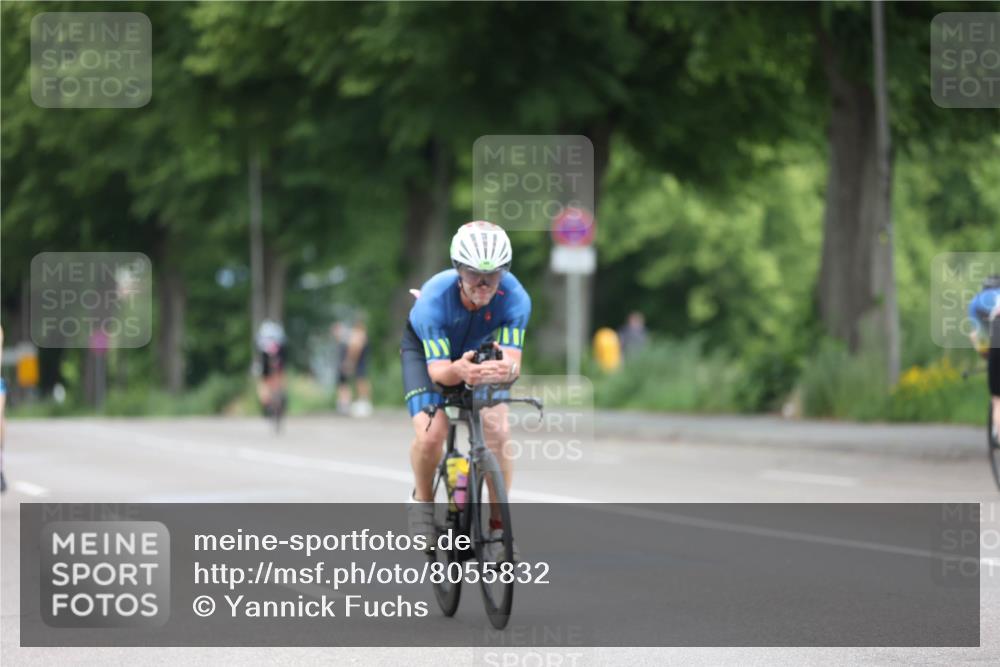 15.06.2025 - 7 Türme Triathlon Yannick Fuchs http://msf.ph/oto/8055832 15.06.2025 11:12:56 Radfahren  meine-sportfotos.de