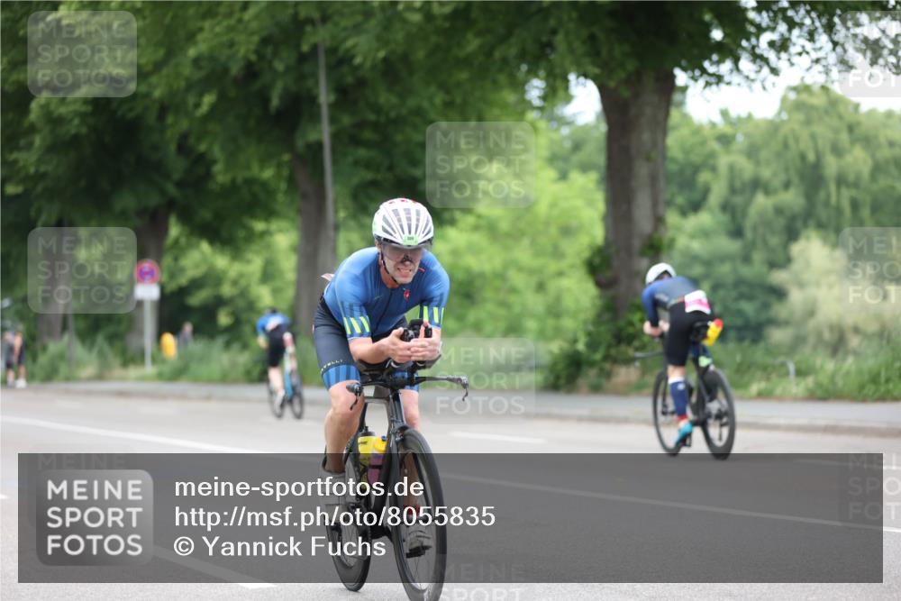 15.06.2025 - 7 Türme Triathlon Yannick Fuchs http://msf.ph/oto/8055835 15.06.2025 11:12:56 Radfahren  meine-sportfotos.de