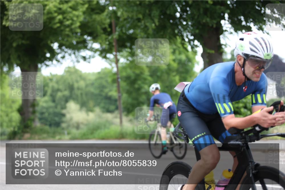 15.06.2025 - 7 Türme Triathlon Yannick Fuchs http://msf.ph/oto/8055839 15.06.2025 11:12:57 Radfahren  meine-sportfotos.de